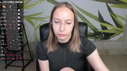 Dina online show from March 6, 2026, 1:02 am