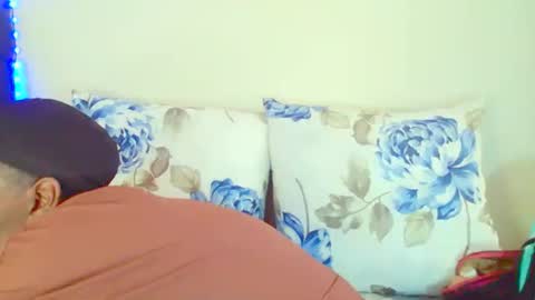 dinnydakrazx online show from September 10, 2025, 7:08 am