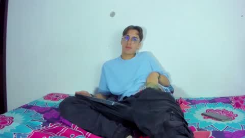 Dio online show from November 27, 2025, 12:07 pm