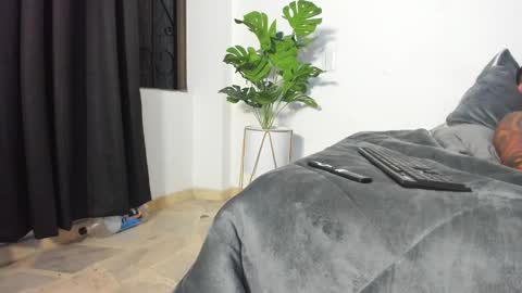 dionyxx online show from September 23, 2025, 11:52 pm