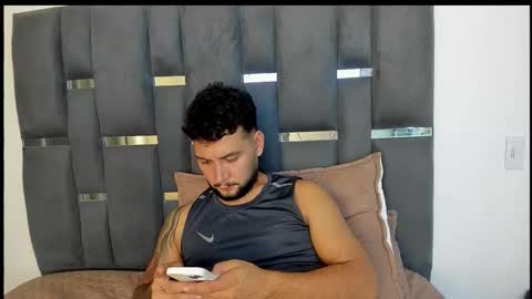 dionyxx online show from October 20, 2025, 4:02 am