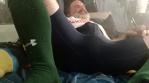 dirtmcgirt82 online show from January 7, 2025, 3:03 am