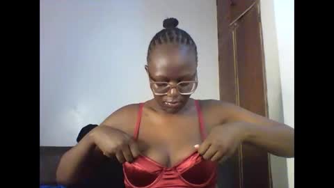 ELLE online show from January 6, 2026, 5:22 am