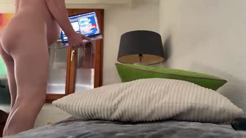 Jan online show from March 25, 2026, 7:25 am