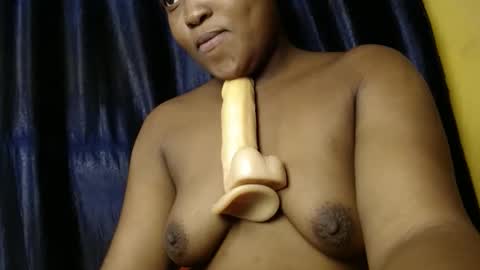 Snapshot of dirtydesirebabe chatting on May 18, 2026, 4:07 am dirtydesirebabe online show from May 18, 2026, 4:07 am