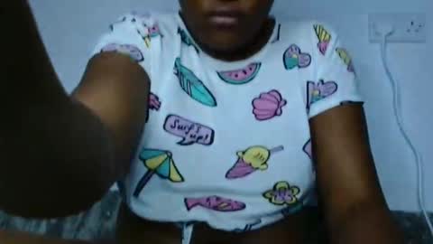 Snapshot of dirtydesirebabe chatting on June 8, 2026, 4:35 am dirtydesirebabe online show from June 8, 2026, 4:35 am