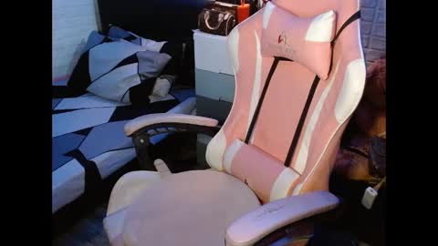 LEXA online show from January 25, 2025, 9:04 pm