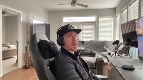 Snapshot of discgolf4life chatting on March 7, 2025, 7:27 pm JustinDulgeXXX online show from March 7, 2025, 7:27 pm