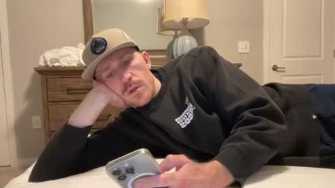 JustinDulgeXXX online show from February 17, 2026, 12:40 am