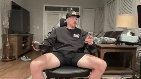 JustinDulgeXXX online show from April 27, 2026, 2:53 am