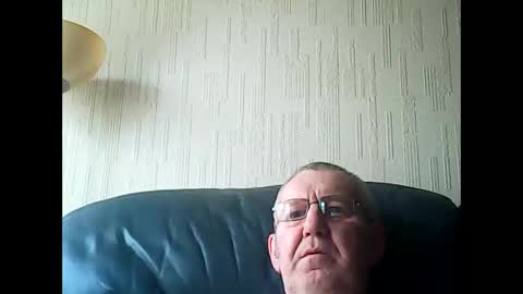 Snapshot of discovery63 chatting on June 6, 2026, 2:33 pm discovery63 online show from June 6, 2026, 2:33 pm