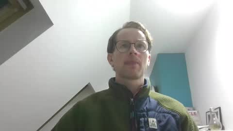 discovery_99 online show from December 4, 2025, 5:21 pm