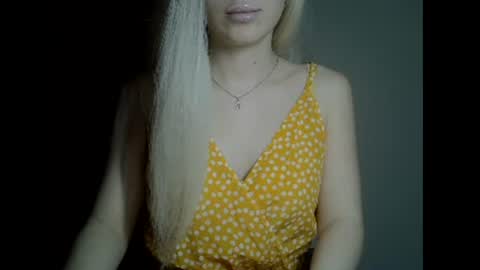 DitaMilton online show from December 27, 2024, 6:31 pm