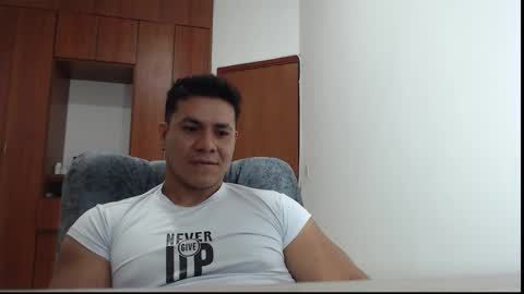 Snapshot of divamancini chatting on October 21, 2025, 2:01 am Diva Mancini online show from October 21, 2025, 2:01 am