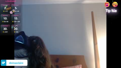 Divina Claire    online show from November 1, 2025, 12:01 am