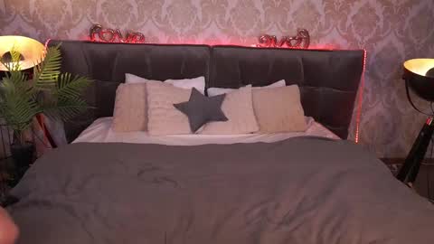 DivineJasss online show from February 27, 2025, 3:36 am