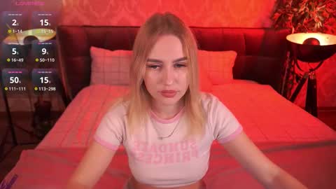 DivineJasss online show from September 8, 2025, 7:57 pm