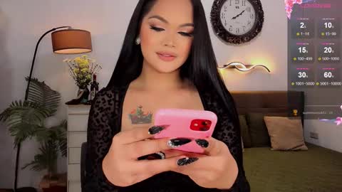    online show from October 11, 2025, 1:20 pm