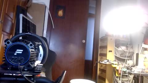 divitimido online show from February 24, 2026, 4:27 pm