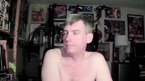 dix_handley_50 online show from January 11, 2025, 4:16 am