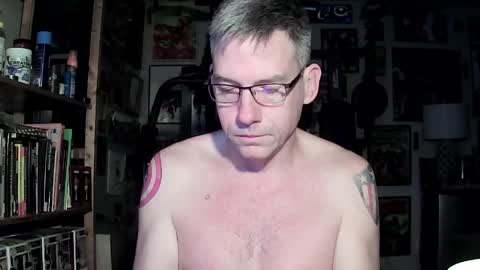 dix_handley_50 online show from May 2, 2026, 12:54 pm