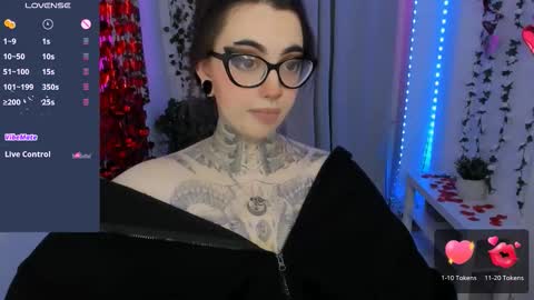 dixipixi_ online show from February 27, 2026, 6:24 am