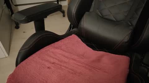 Snapshot of dixollo chatting on October 25, 2025, 10:23 am DickMaster online show from October 25, 2025, 10:23 am