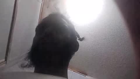 dixonbird41 online show from November 25, 2025, 7:41 am