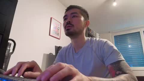 D online show from October 3, 2025, 9:17 am