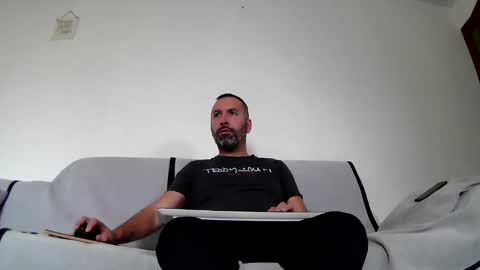 Snapshot of djo3322 chatting on December 29, 2024, 12:12 pm Djo online show from December 29, 2024, 12:12 pm