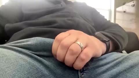 djon420 online show from April 1, 2026, 3:42 pm