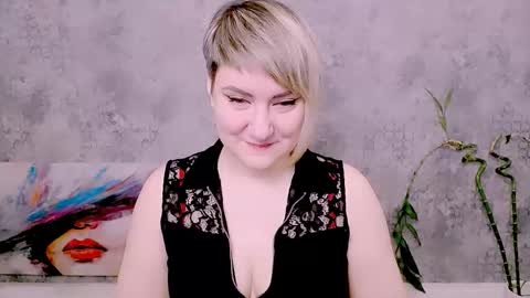 djullia online show from February 8, 2026, 6:17 am