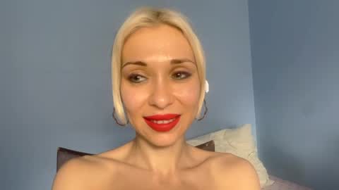 Snapshot of dodierespass chatting on June 5, 2026, 11:38 am Anna online show from June 5, 2026, 11:38 am