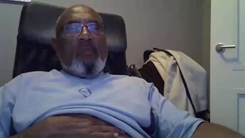 dofrank969 online show from June 3, 2026, 12:02 am
