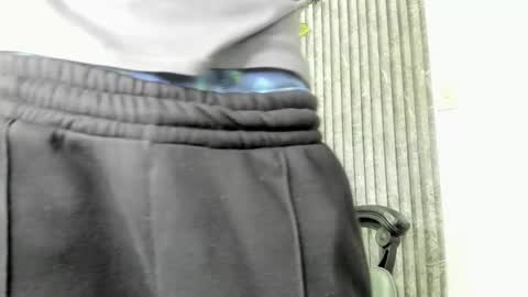 Snapshot of dogan_renz0 chatting on February 10, 2026, 8:46 pm Dogan online show from February 10, 2026, 8:46 pm