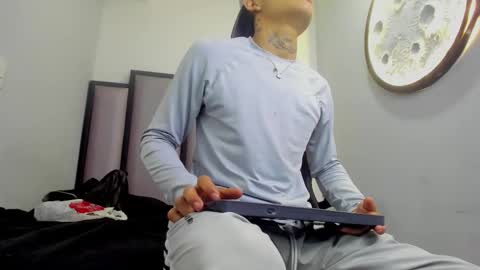 Snapshot of dogan_renz0 chatting on February 26, 2026, 11:42 am Dogan online show from February 26, 2026, 11:42 am