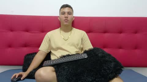 Snapshot of dogerman_01 chatting on May 16, 2026, 11:31 am 01 online show from May 16, 2026, 11:31 am