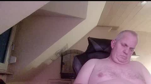 doggy2629 online show from February 2, 2026, 5:11 pm