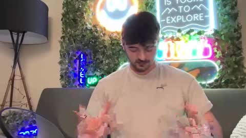 GIJO online show from February 28, 2026, 2:56 am