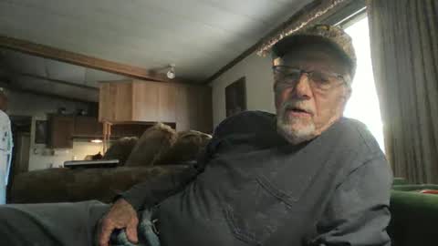 doingmyself69 online show from April 6, 2026, 8:54 pm