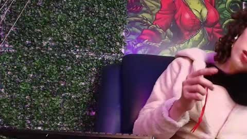  DOLCE AMOUR  online show from March 17, 2026, 8:45 pm