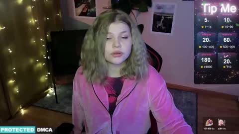 Chloe online show from January 5, 2025, 12:31 pm