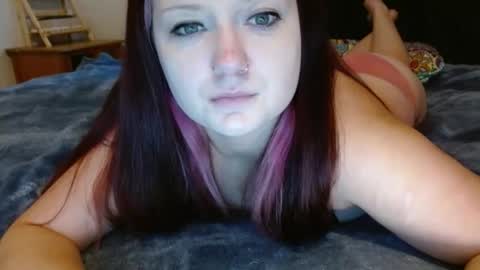 Snapshot of doll_faaace chatting on February 6, 2026, 8:12 pm Morgann online show from February 6, 2026, 8:12 pm