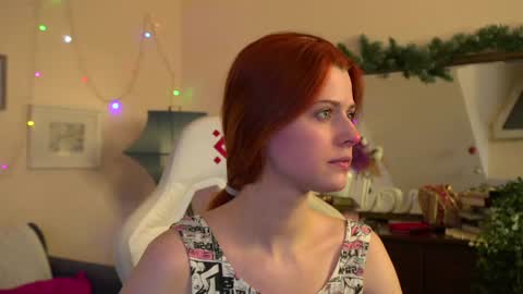 Snapshot of doll_lesli chatting on December 28, 2024, 2:53 pm Your doll Lesli online show from December 28, 2024, 2:53 pm