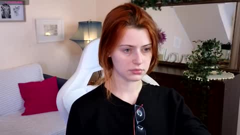 Snapshot of doll_lesli chatting on January 29, 2025, 2:21 pm Your doll Lesli online show from January 29, 2025, 2:21 pm