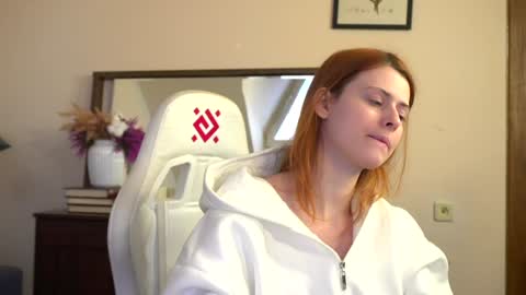 Snapshot of doll_lesli chatting on February 8, 2025, 2:16 pm Your doll Lesli online show from February 8, 2025, 2:16 pm