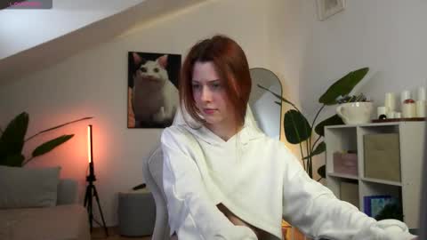 Your doll Lesli online show from March 3, 2026, 12:33 pm