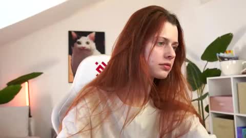 Your doll Lesli online show from March 20, 2026, 1:05 pm