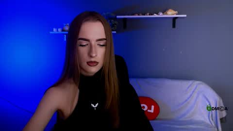 Snapshot of doll_vey chatting on November 9, 2025, 8:07 pm doll_vey online show from November 9, 2025, 8:07 pm