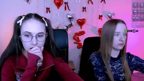 Snapshot of doll_vey chatting on February 16, 2026, 8:05 pm doll_vey online show from February 16, 2026, 8:05 pm